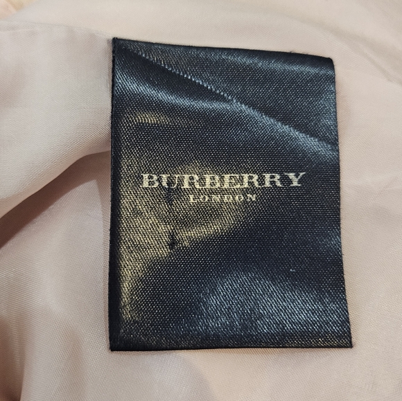 Burberry London Pink Open Front Blazer - Picture 5 of 9